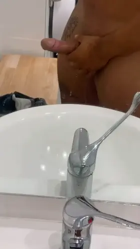 I may not be the biggest around but with 220pounds pushing it in, you’ll know about it 😉