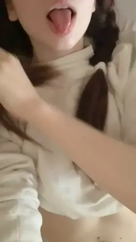 min fitta är våt när jag lägger upp ett sådant inlägg