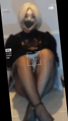 Which version u prefer？🌤or🌑？