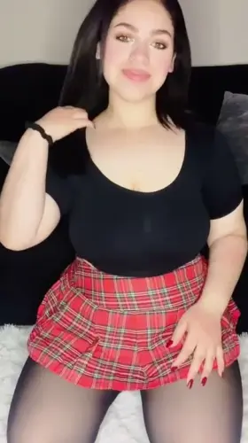 Would you fuck my mom bod? 👅💖