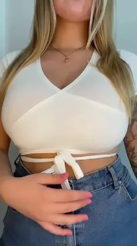 Fun fact about me: I can orgasm from my nipples 😳