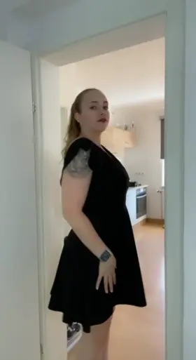 wanna see what my pussy looks like rn.