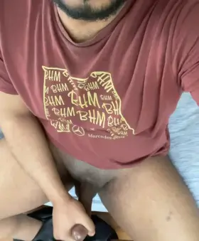 Today is my birthday 🎂 on a really nice skiii trip right now. Wanna help with the birthday cream