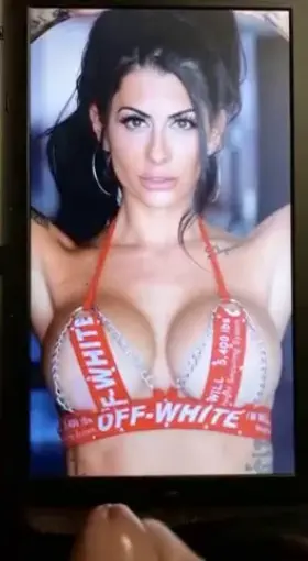 🚨RIPPED a nice load on this tattooed hottie🚨