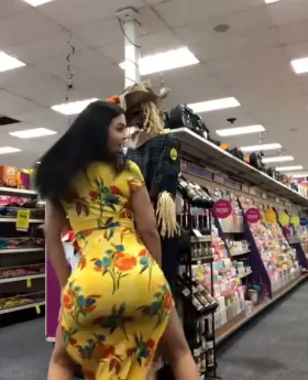 BOOM👑👑 r/Bogbootychicks🎂😉