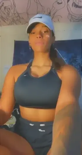 If Alicia Key was stacked