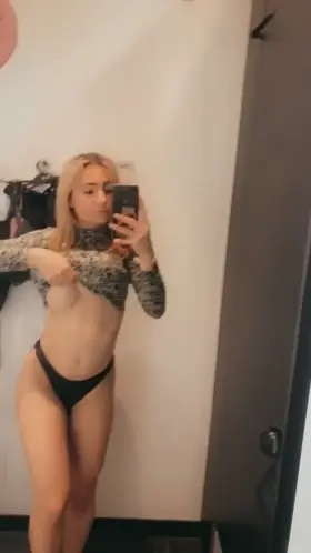 Subscribe if you like my titties😇Link in Bio❗️