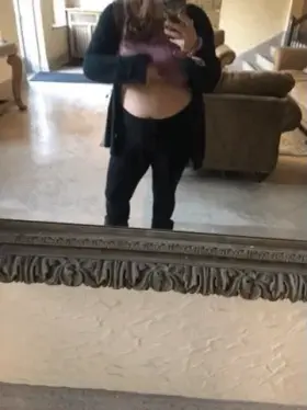 My friend’s apartment lobby was made for titty drops 😘 [f]