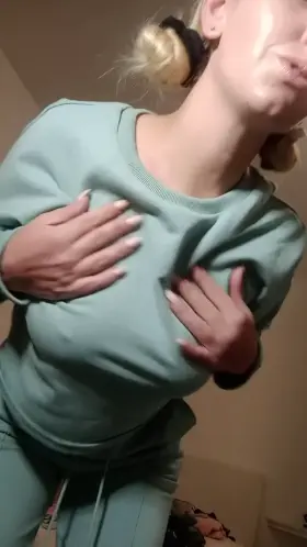 🎀🙌//try a intimate [GFE]☠️//[sext] sessions available 😜custom//or premade [vid]eos🦄//fetish friendly🦋//live [cam]//[rate]🐣//joi.cei.sph