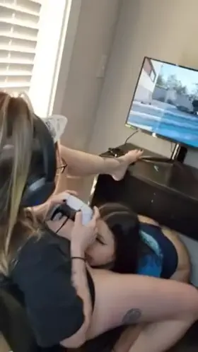 You like gamer girls