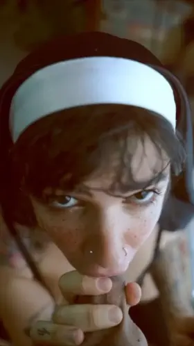 Skinny girl vs long dick 🍆💦