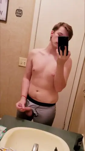 Late might horny post. Enjoy ♡