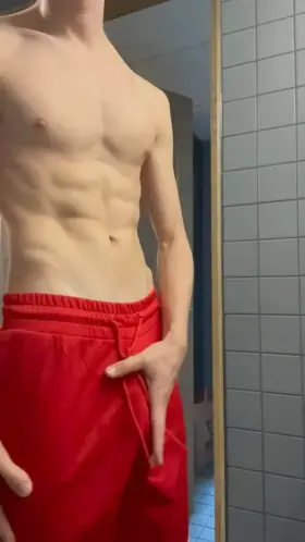 Feelin kinda horny 😇 hbu? 😛