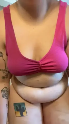 My big belly won’t fit into my shorts anymore 🐷