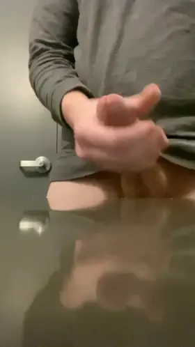 Who here would cum with me?