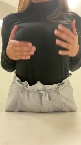 FleurDelawhore Titty Drop!