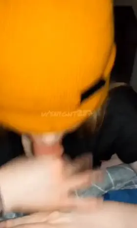 I can’t stop staring at this GIF by snight287