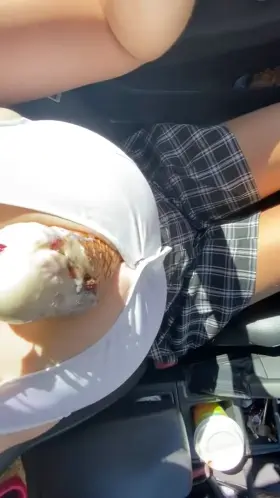 Ice cream living its best life rn