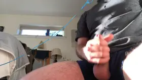 Jacking until I squirt 🤤
