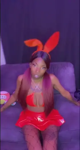Bunny babe wants to play