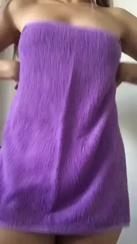 18 year old boobs bounce the best, don’t you think? 😝 [drop]