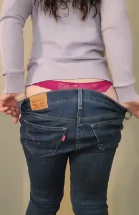 41yr old milfie teacher. What adjective would you use to describe my ass?