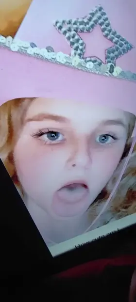 Cutie opened her mouth for daddy so I had to put it to good use 🥵🥴🤤🍆💦