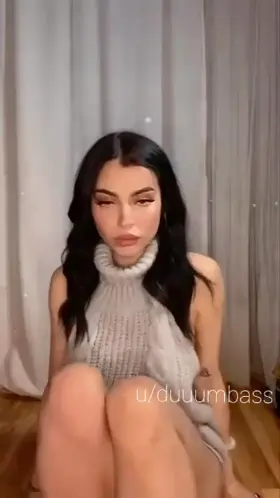 Here's what I'm hiding under my sweater 😊