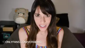 Youtuber Gets Surprise Facial While Giving Ahegao Tutorial