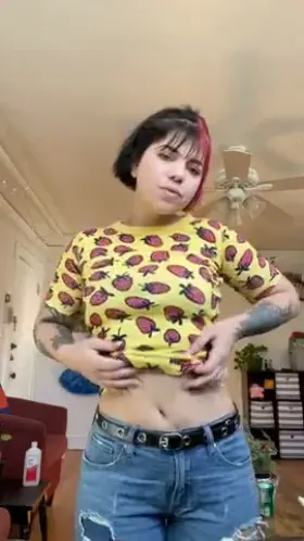 Do we like alternative moms??