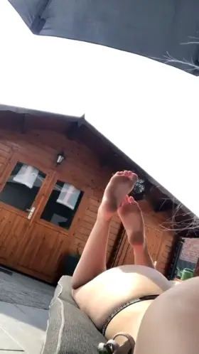 can someone help me taking pictures and videos? 🥰