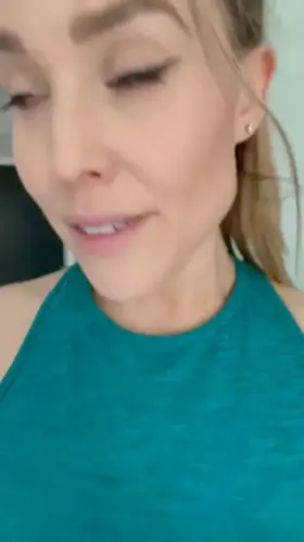 This top makes me look deceivingly small chested....