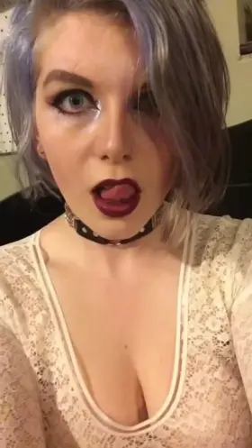 [F] I miss doing my makeup late at night