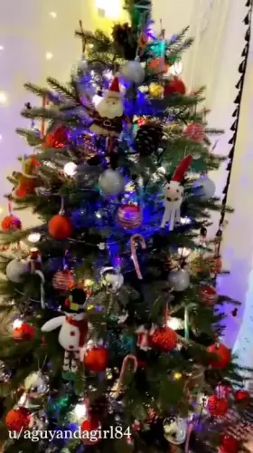 [OC] [F] [M] Merry Christmas, everyone!