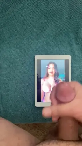 Selena’s perfect everything drains my balls