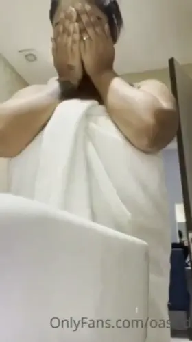 ❤ OASI DAS ❤ NEW ONLYFANS bathing video at OYO after attending 🍆💦 a client | link in comments 🔥🔥
