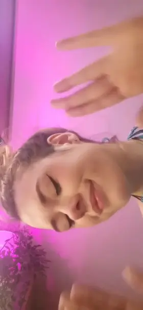 What about an underboob titty drop??? 💕