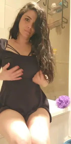 My date stood me up. He misses out on my juices