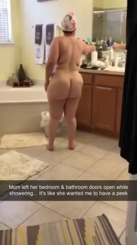 [M/S] Caught by PAWG mom and making her cum