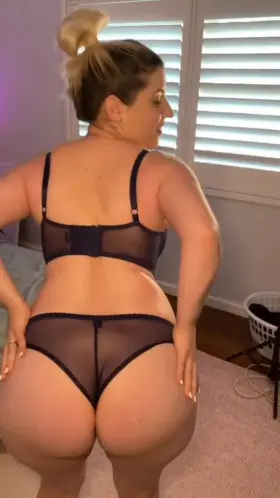 34yo mom of 3. Would you rather be slapping my ass right now? 😋