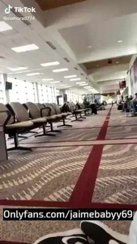 Teens Flashing Tits in Public