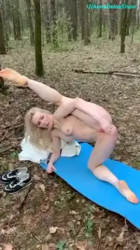 When i masturbate in difficult positions i tense up and cum faster