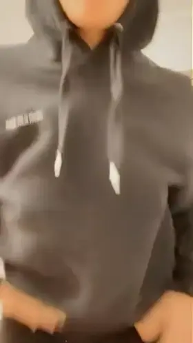 Good Morning to the 15 guys who sees this, I love u