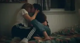 Chloe Moretz putting those full lips to use on her girlfirends body