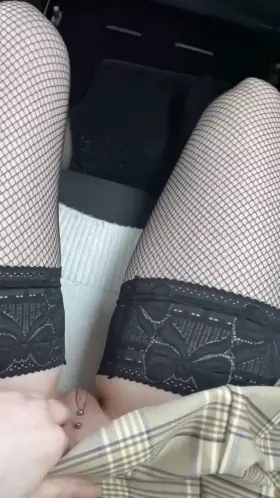 You drive me to the mall and see in the mirror what I'm doing... wyd?