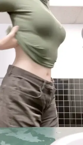 First post here, which do you prefer🙈