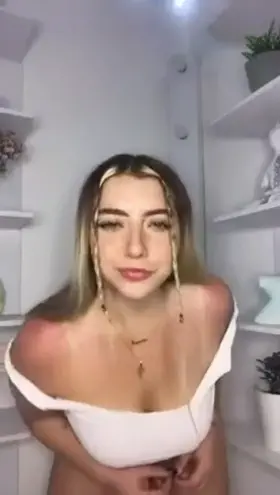 REAL 19 Y.O LATINA 💗 Interactive with all fans 💕 Dick ratings 🥒- Customs 👅- Solo 🔥 (Anal Vaginal, and much more) 💗 DAILY Post :) 💦 Come to see me and we can CUM together 🤫