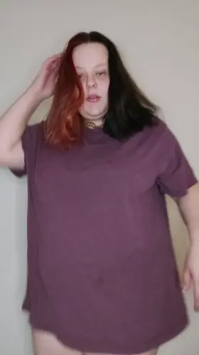 I have big boobs and big ass, who wants to try them first?😋