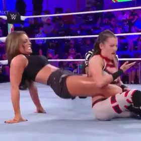 Kacy is between where we all want to be 😏