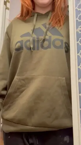 Never underestimate a girl in a hoodie 😘